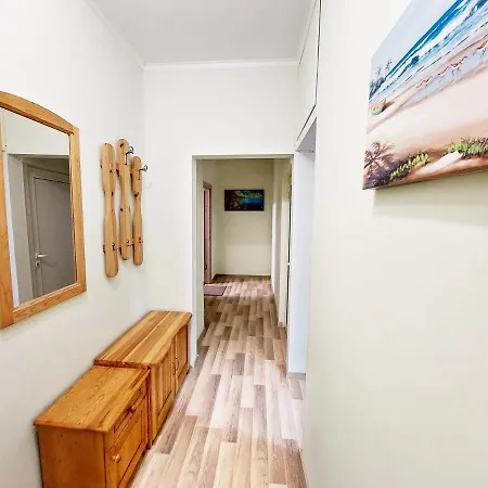 за гости, ж.к. зорница , бл.9 *