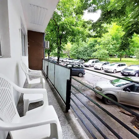 за гости, ж.к. зорница , бл.9 Apartamento *