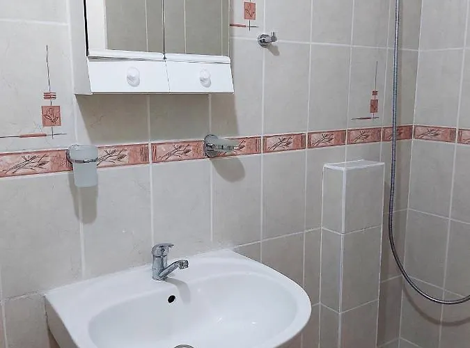 Daire за гости, ж.к. зорница , бл.9 Burgaz