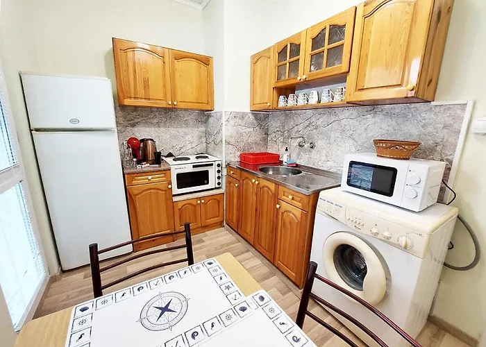 Daire за гости, ж.к. зорница , бл.9 Burgaz